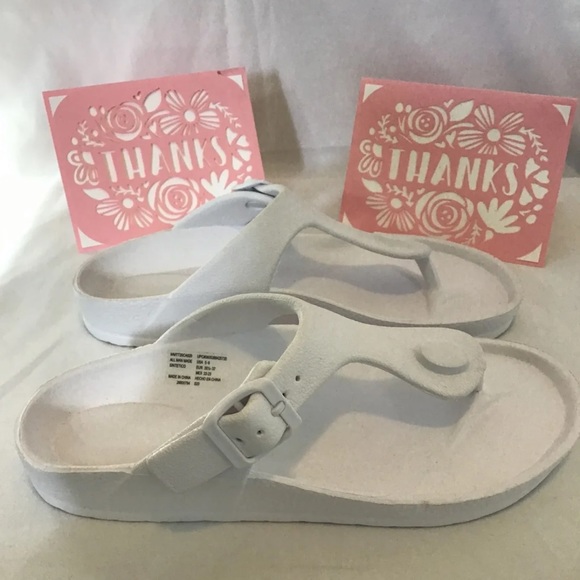 Sandals - Picture 5 of 8